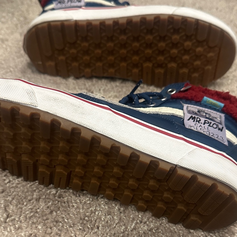 Vans x Simpsons Mr. Plow Cold Weather Sneakers - Picture 6 of 6
